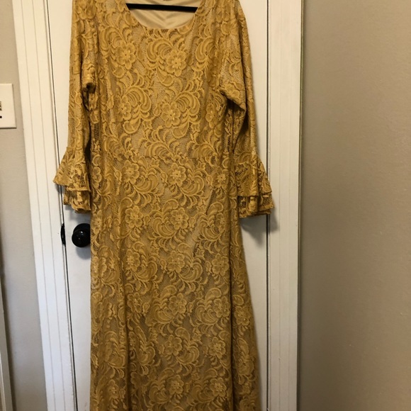 Dress Like An Angel - Picture 2 of 4